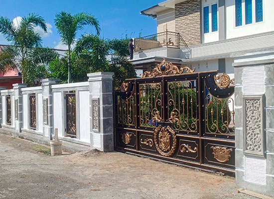 Pagar Klasik Palembang, Bengkel las Kharisma Baja, Jasa konstruksi dan bangunan. bengkel las, kharisma baja, pagar baja, pagar klasik, pagar balkon, reling tangga, tralis, baja ringan