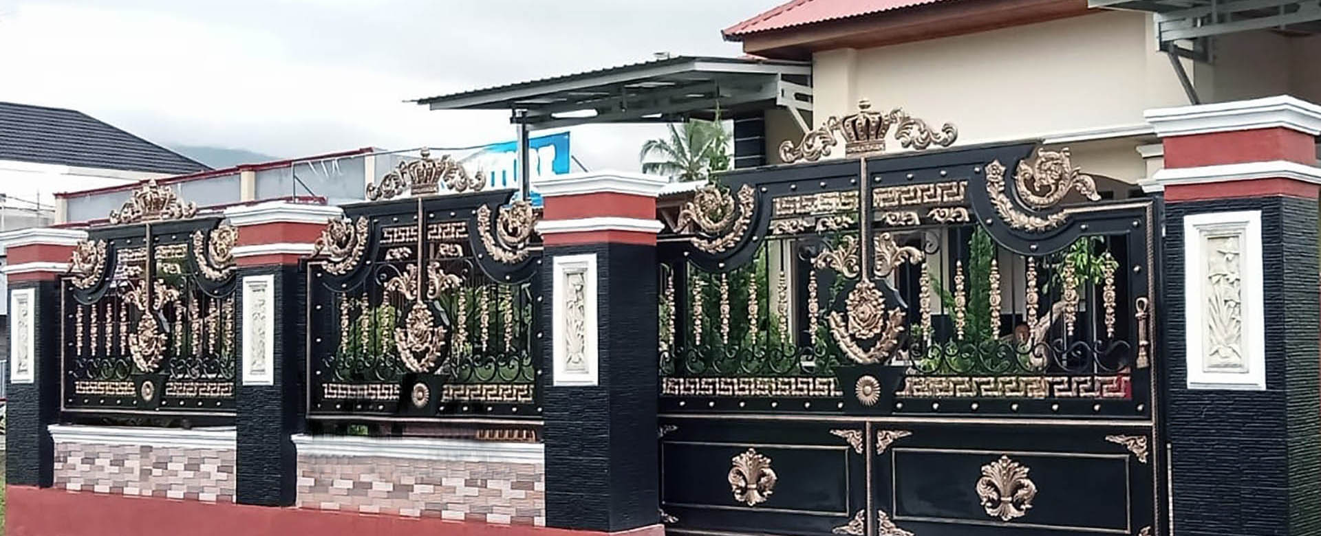 Pagar Klasik Palembang, Bengkel las Kharisma Baja, Jasa konstruksi dan bangunan. bengkel las, kharisma baja, pagar baja, pagar klasik, pagar balkon, reling tangga, tralis, baja ringan